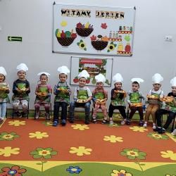 Jeżyki robią kolorowe, pyszne szaszłyki
