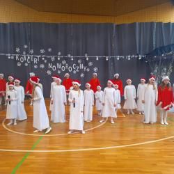 Jagódki i Wiewiórki na Koncercie Noworocznym w SP1