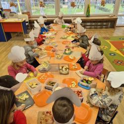 462363743 1123962533065368 2831709771460775008 N