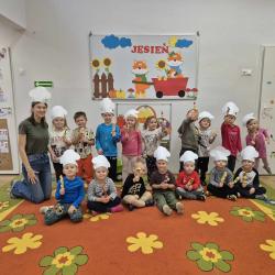 86fd45f0 5847 4aff A279 A9e050aaff57