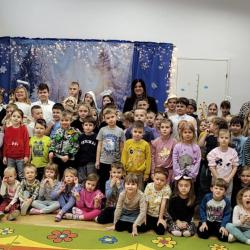 Jasełka w wykonaniu uczniów Szkoły Podstawowej nr 5 dla dzieci z Naszego przedszkola 
