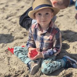 C1b984e0 F0a9 4c40 8bee B5d5337655f3