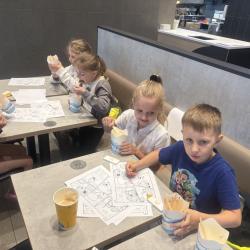 26852205 97a5 4409 A255 A573311422e7