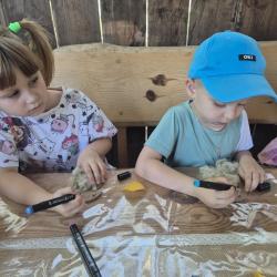 35e5fbc5 C2c0 411c B784 39e42c1d4326