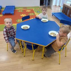 654735c0 E702 452e B086 2b15c580f977