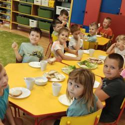 9e35469b 5201 4ad3 B991 0af3ff8eada9