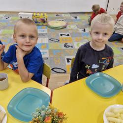 5fbfda8f Fcec 432e Abaa 9a2b03192996