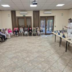 933d5d6d E160 4913 B56d 1b18943f276b