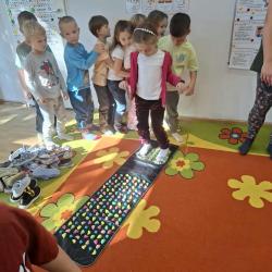 E19bb2d1 Aff7 4df2 Bcdf B7b31368d00a