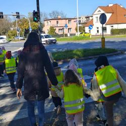 57812851 325a 4b90 84bc 3522e1ce9e5e