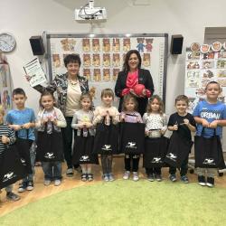 Messenger Creation 56509fb9 7702 4d98 8ee6 31664001011f