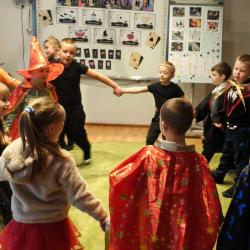 Aaaa1417 Ab24 4e41 8bd8 E0865e93b90b