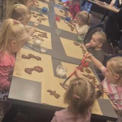 E4af3b57 7c52 4e11 B564 Ef229c141c4c