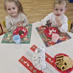 0ae01cad Fc16 4750 A988 4b9e597c79d5